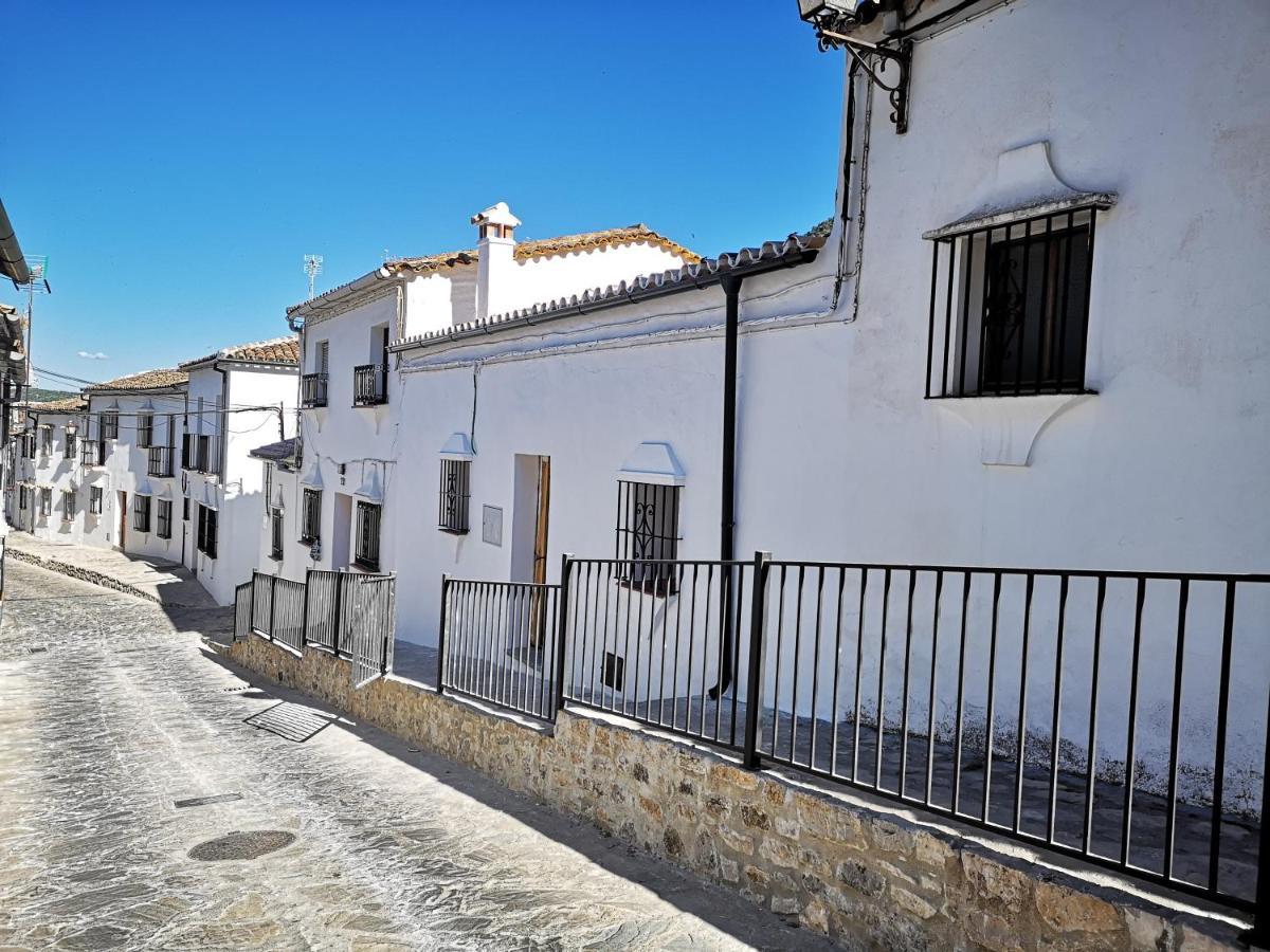 Mi Pequena Abril Villa Grazalema Luaran gambar